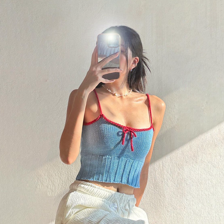 TH KNIT CROP SLEEVELESS (BLUE)