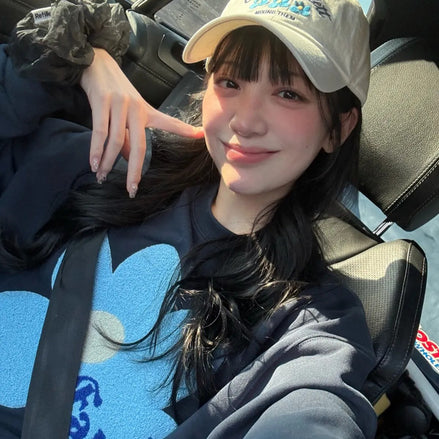 (現貨) fallett - buckle flower sweatshirt (navy)