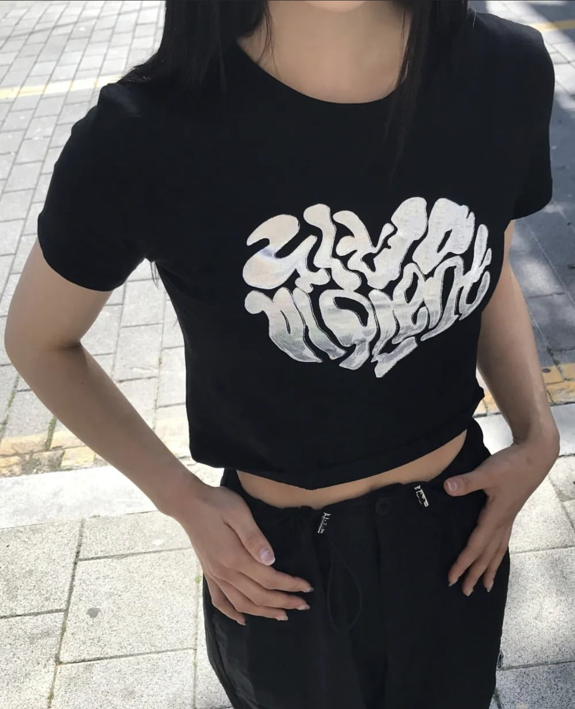 (現貨) KR Y2K 銀色心心 CROP TEE 3 COLORS