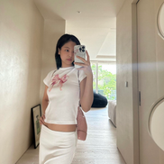 [JENNIE同款] ronron -DOUBLE RIBBON SLIM CROP T SHIRT WHITE PINK