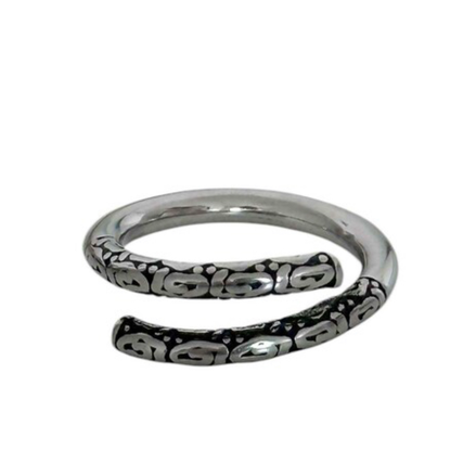 OFUSE - curve ring