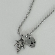 OFUSE - skull necklace