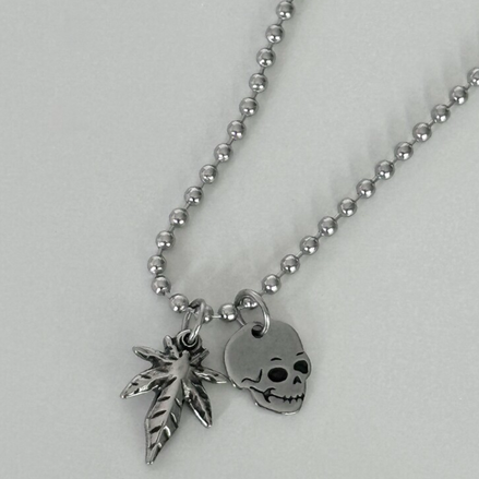 OFUSE - skull necklace