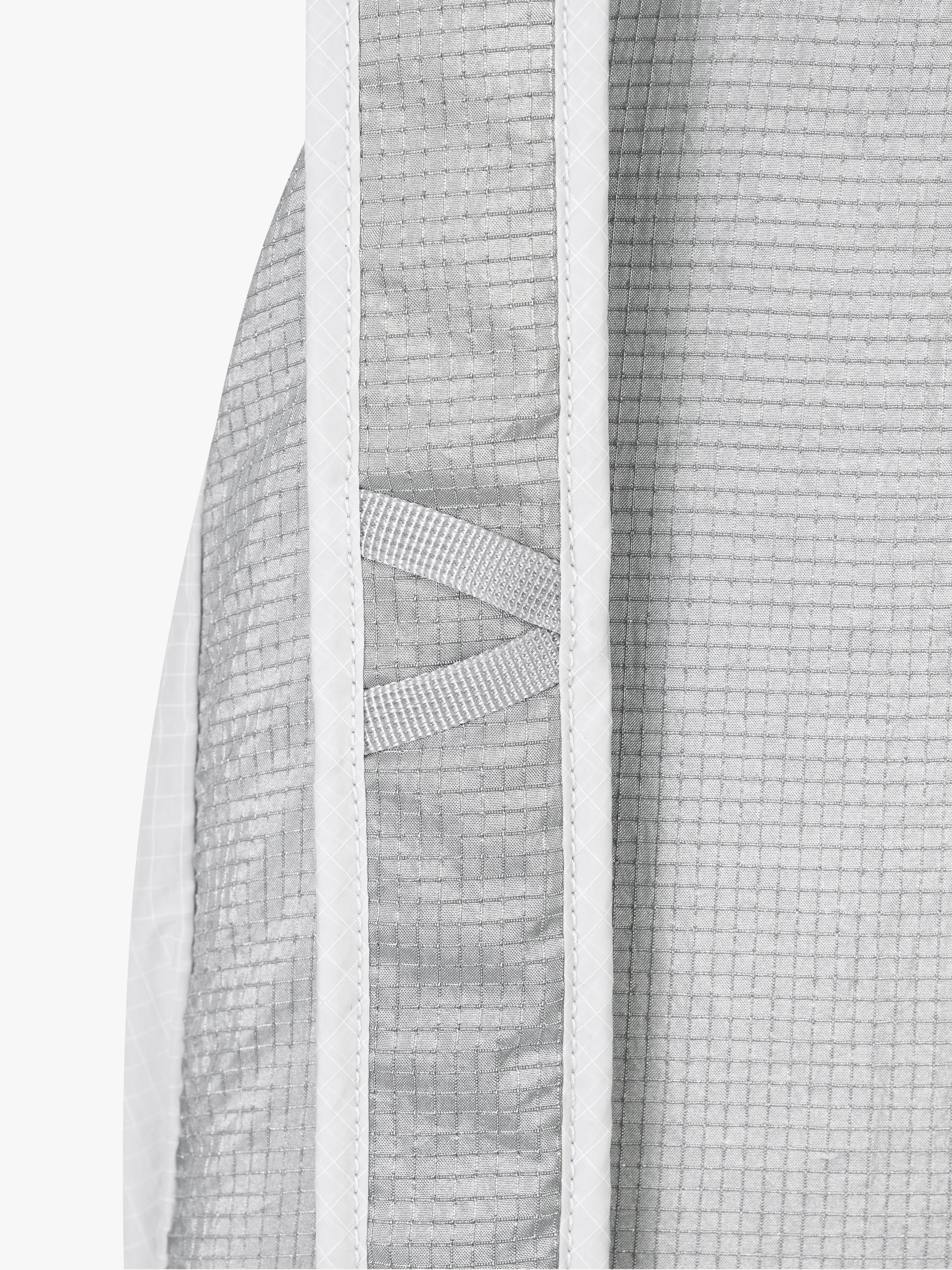 AIRY POCKET BACKPACK (WHITE)