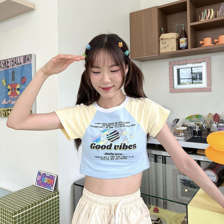 (現貨)  THAILAND good vibes CROP TEE
