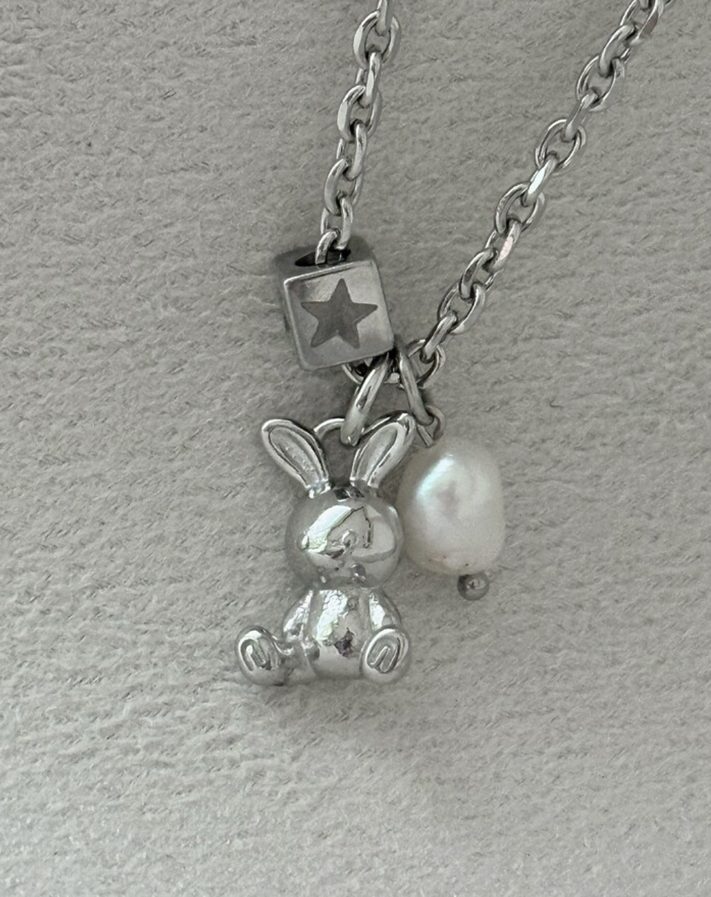OFUSE - rabbit necklace