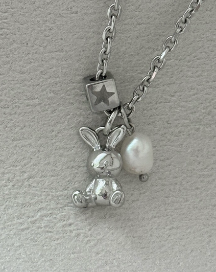 OFUSE - rabbit necklace