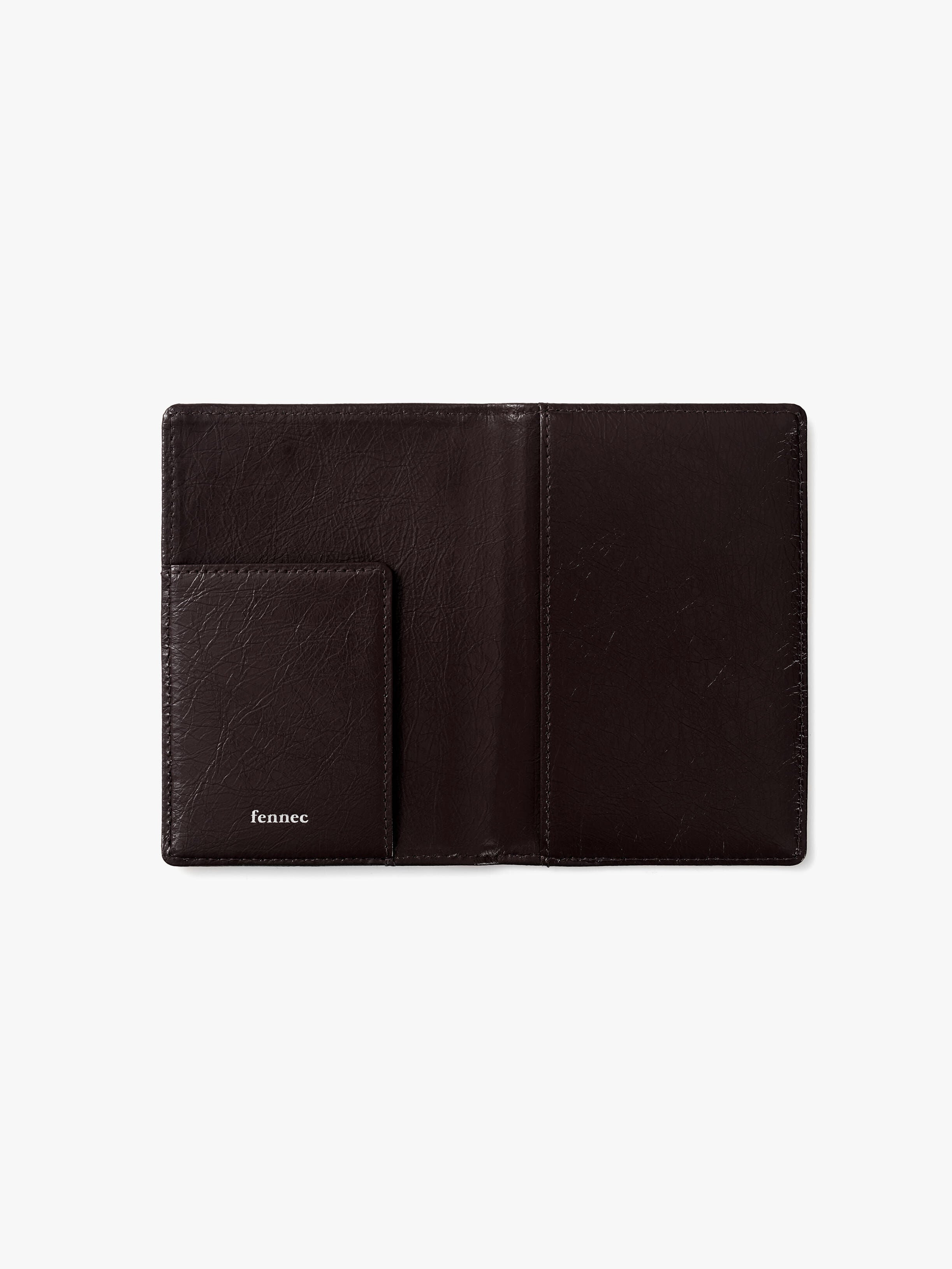 CRINKLE PASSPORT CASE (ESPRESSO)