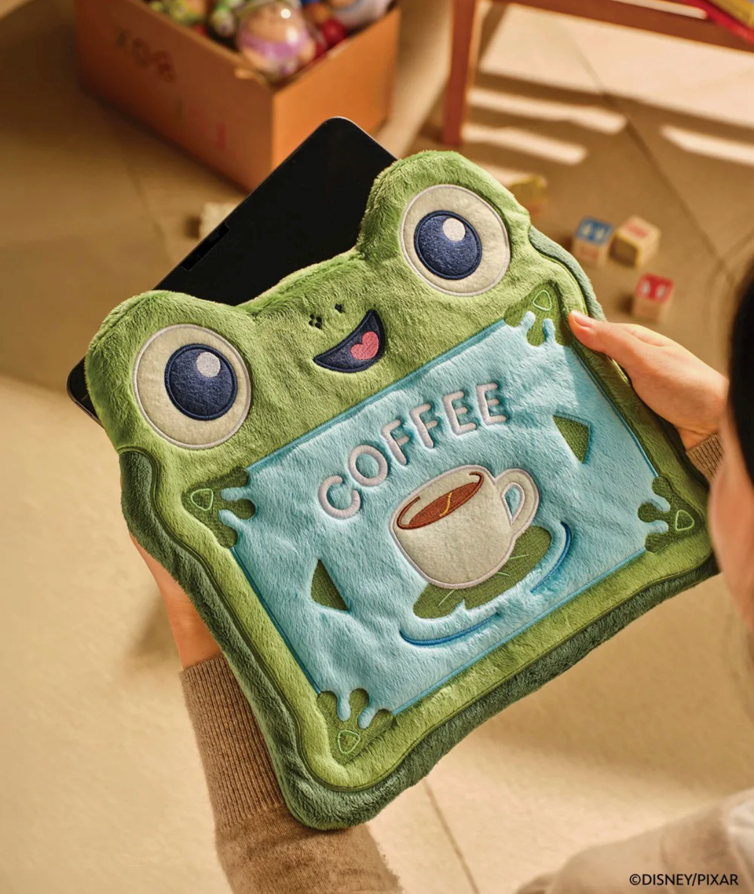starbucks x toystory pouch