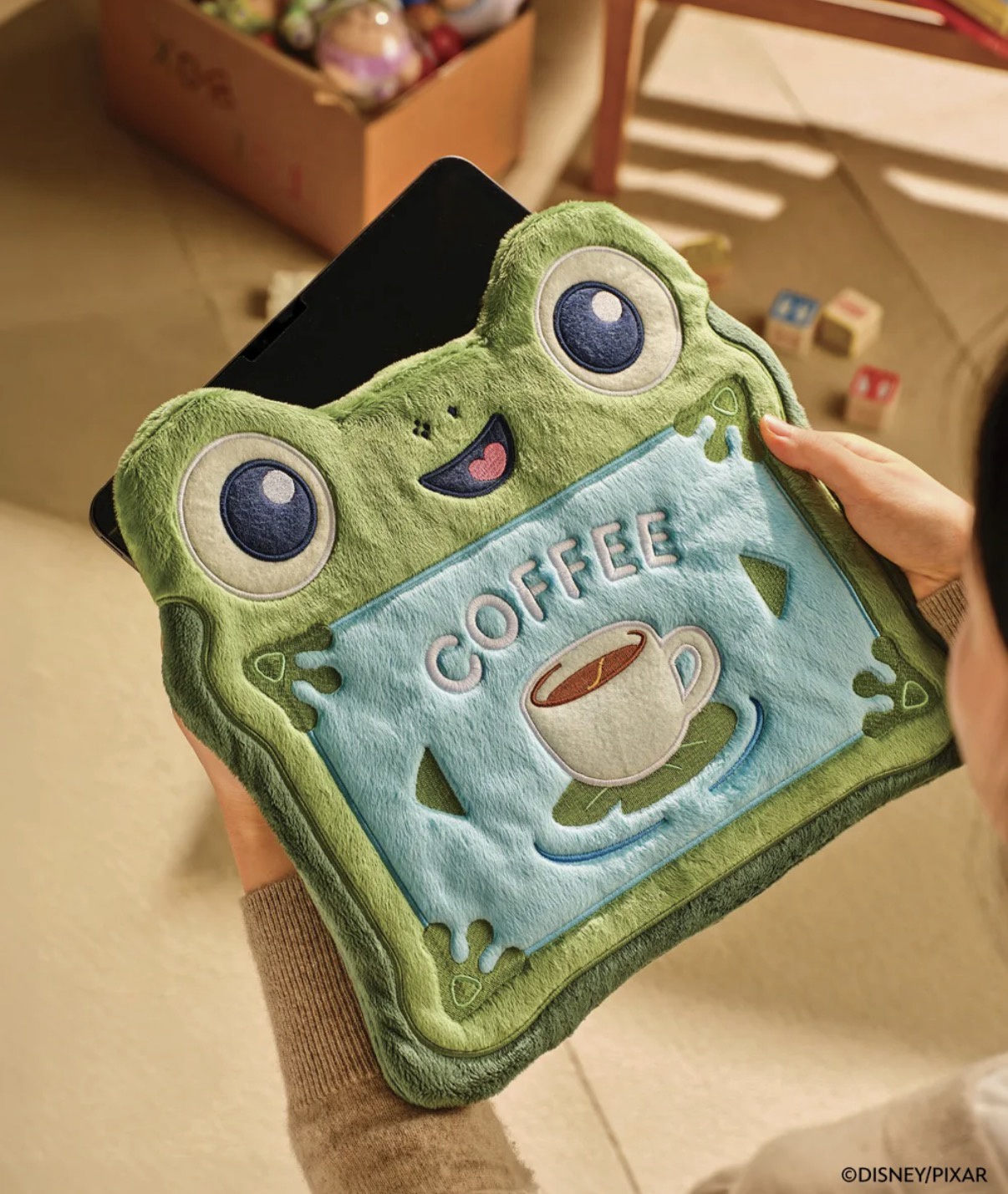 starbucks x toystory pouch
