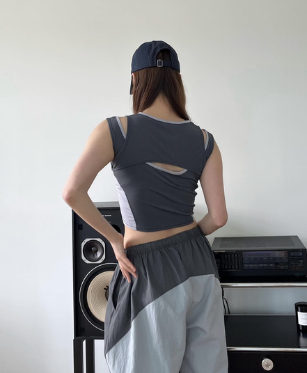 KR Y2K FUTURE SLEEVELESS 3 COLORS