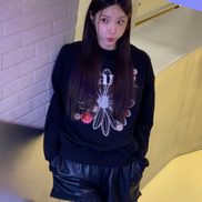 MARDI MERCREDI - SWEATSHIRT FLOWERMARDI BLOSSOM_BLACK CREAM