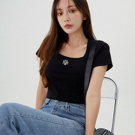 MUAHMAUH - SQUARE NECK CROP T-SHIRT (3 COLORS)