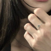 OFUSE - mini rose ring